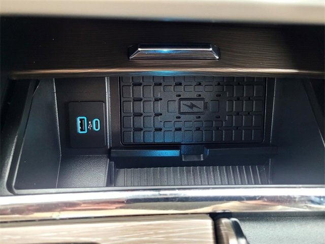 Certified 2024 Ford Expedition Limited image 18