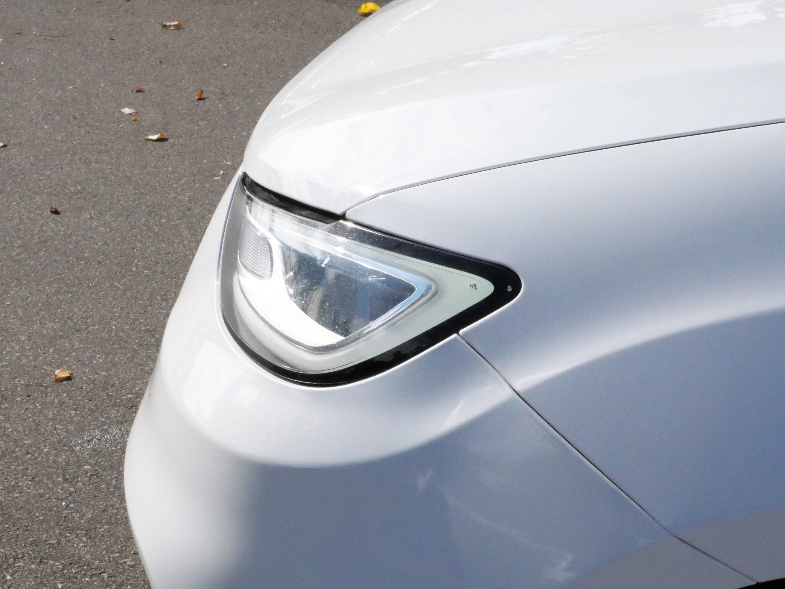 Used 2025 Chrysler Pacifica Limited FWD image 16