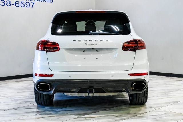 Used 2017 Porsche Cayenne AWD/4WD image 15