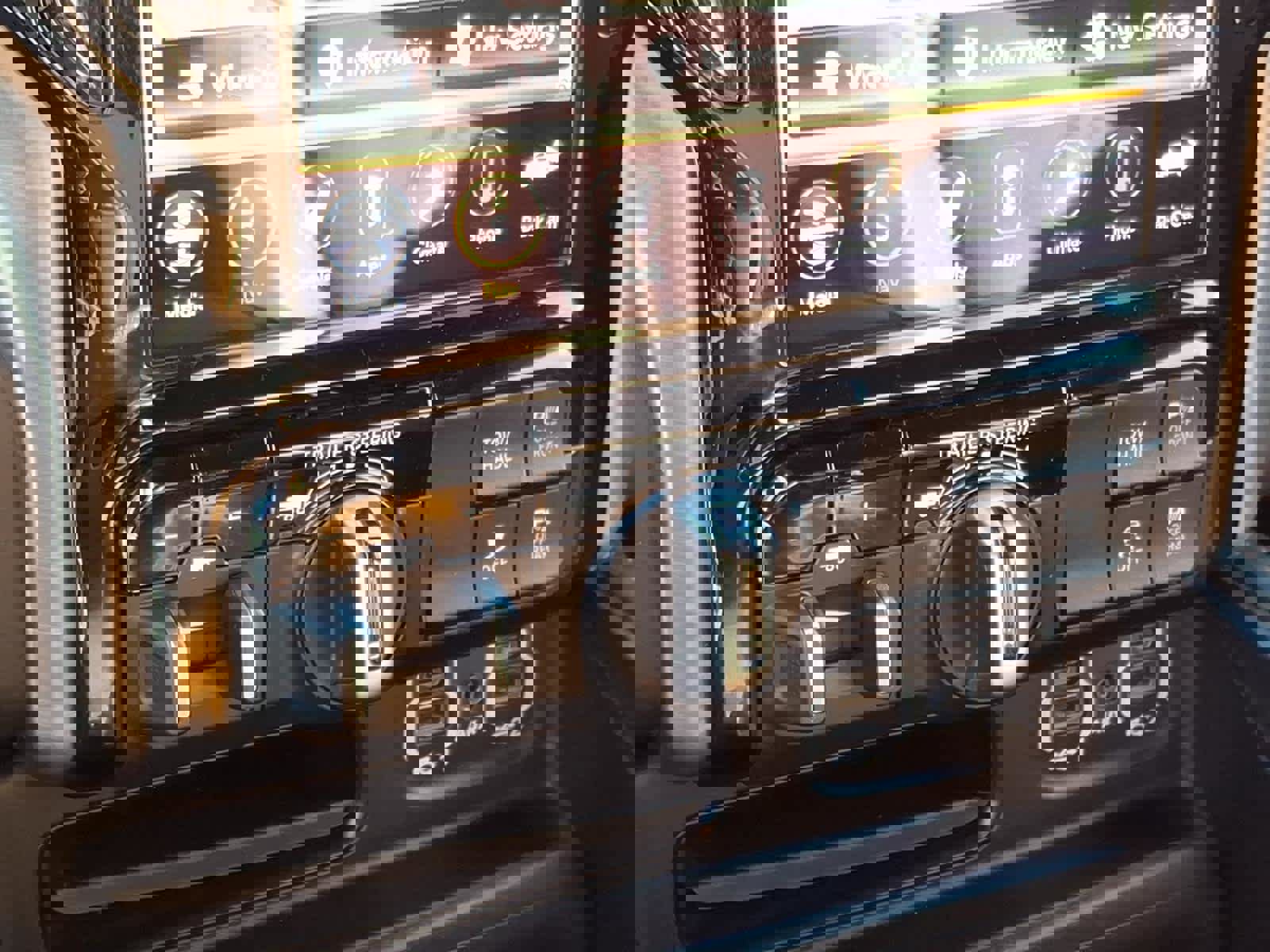 Used 2021 RAM 1500 Limited image 9