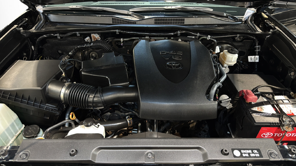 Used 2019 Toyota Tacoma SR5 AWD/4WD image 35