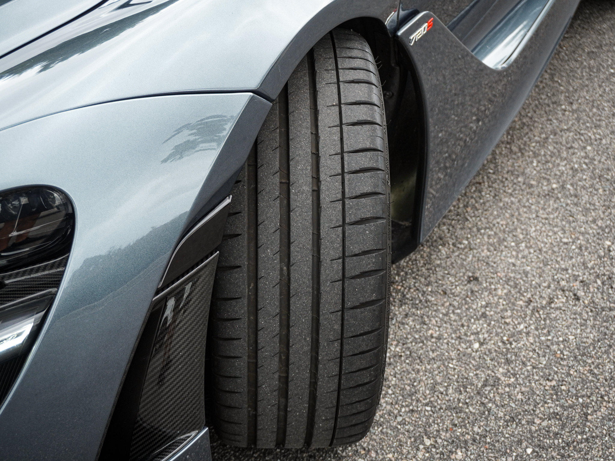 Used 2018 McLaren 720S Luxury RWD image 15