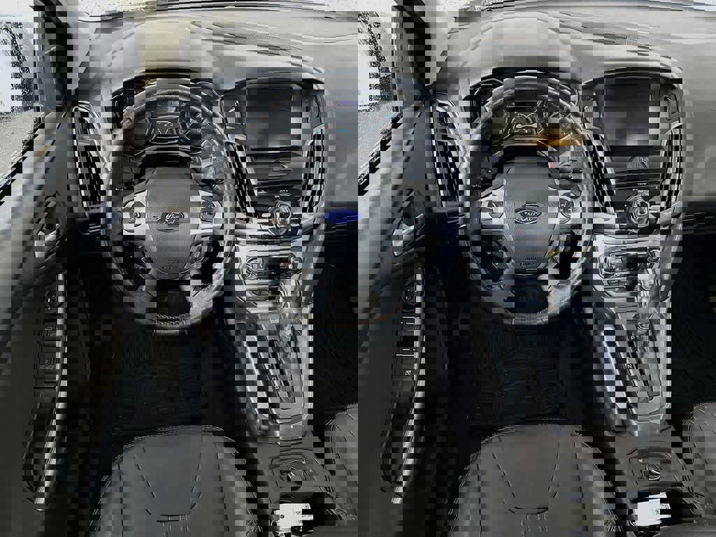 Used 2013 Ford Focus Titanium image 10