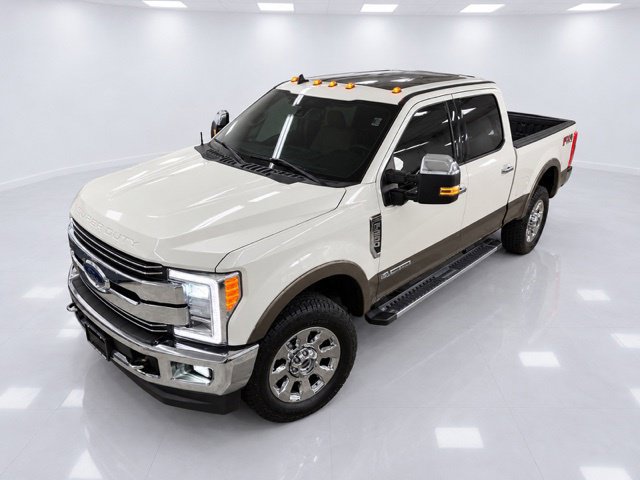 Used 2019 Ford F250 Lariat w/ Lariat Ultimate Package AWD/4WD image 4