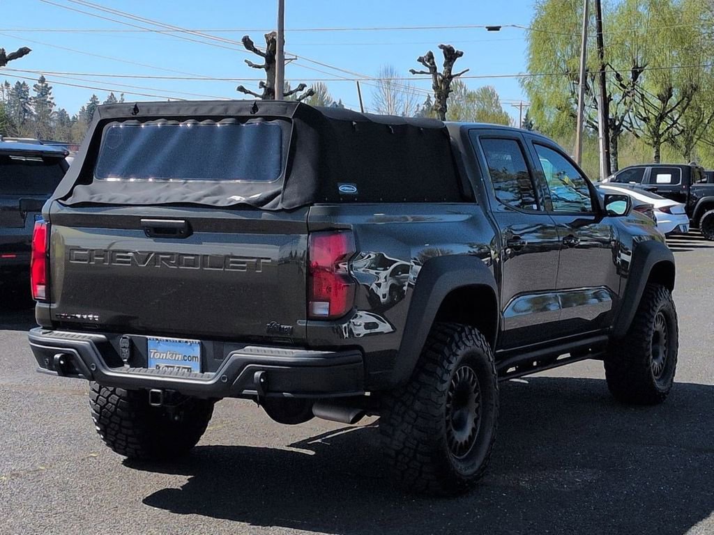 Used 2025 Chevrolet Colorado ZR2 w/ ZR2 Bison Edition image 5