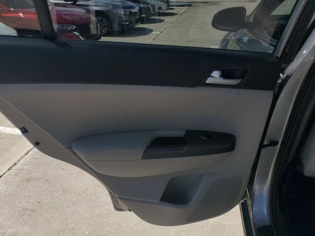 Used 2021 Kia Sportage LX w/ LX Fwd Popular Package image 18