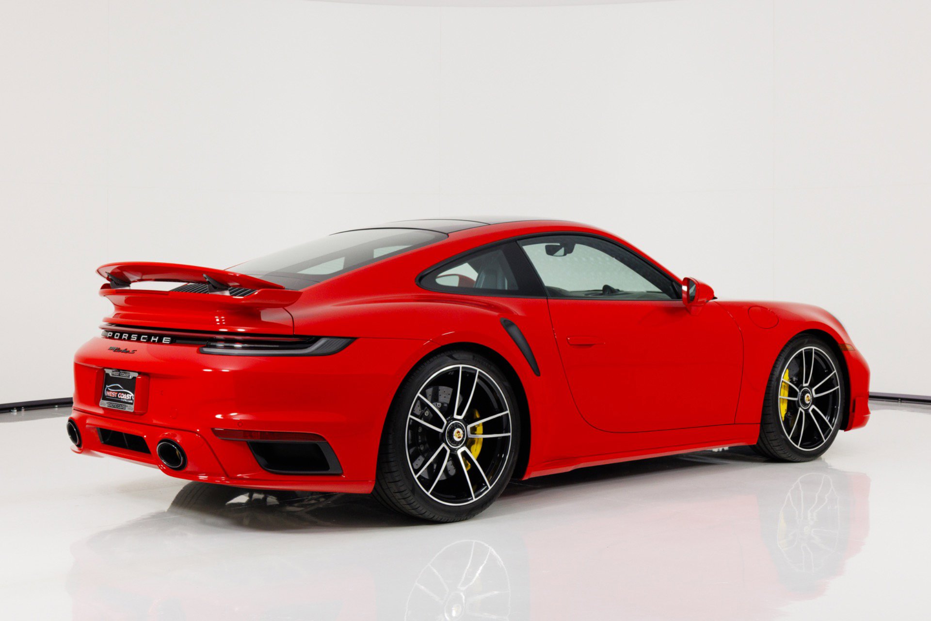 Used 2021 Porsche 911 Turbo S AWD/4WD image 3