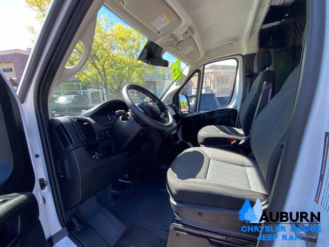 Used 2025 RAM ProMaster 2500 w/ U-Haul Equipment Group FWD image 18