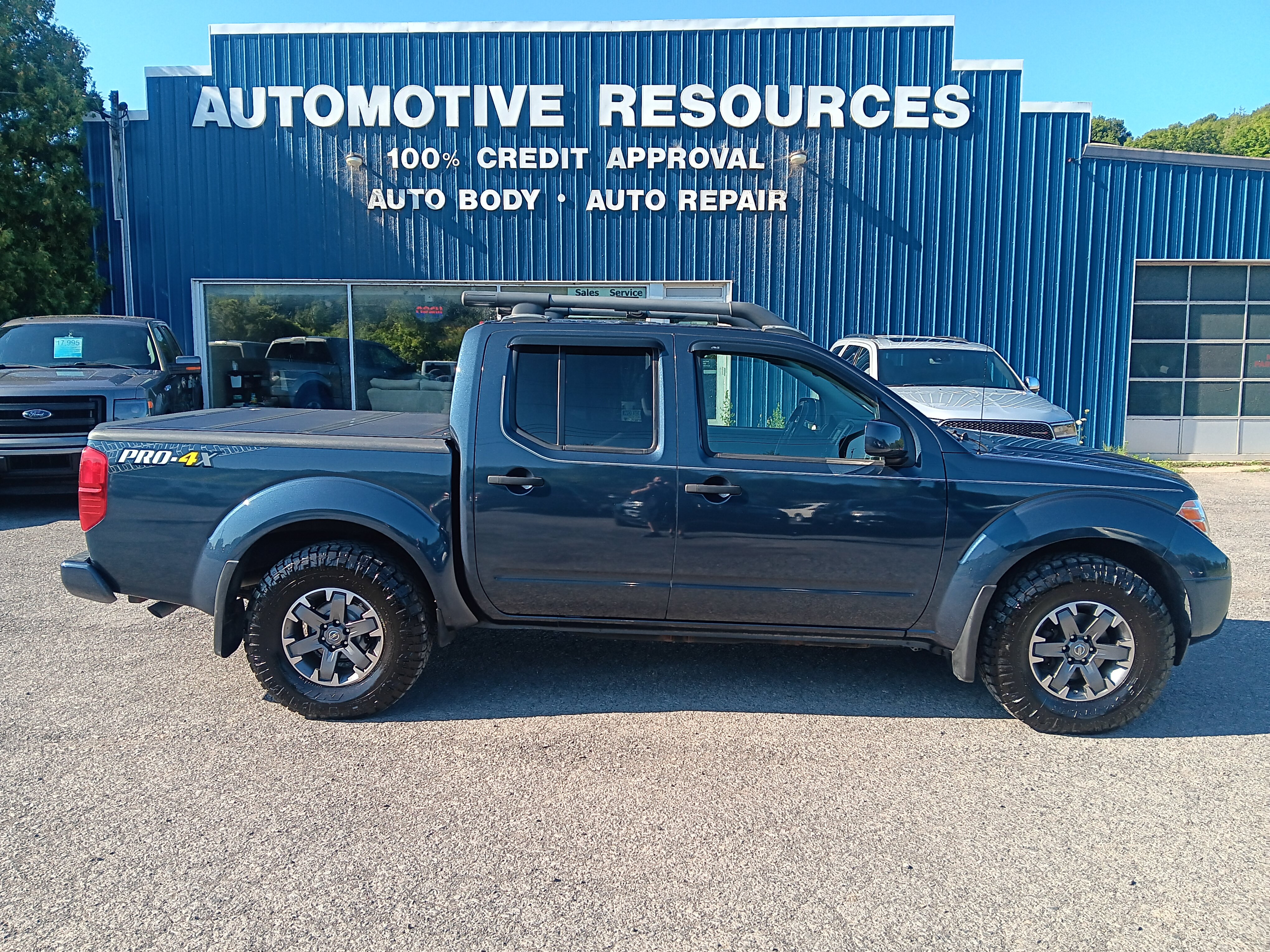 Used 2019 Nissan Frontier PRO-4X w/ Pro-4x Luxury Package AWD/4WD image 6