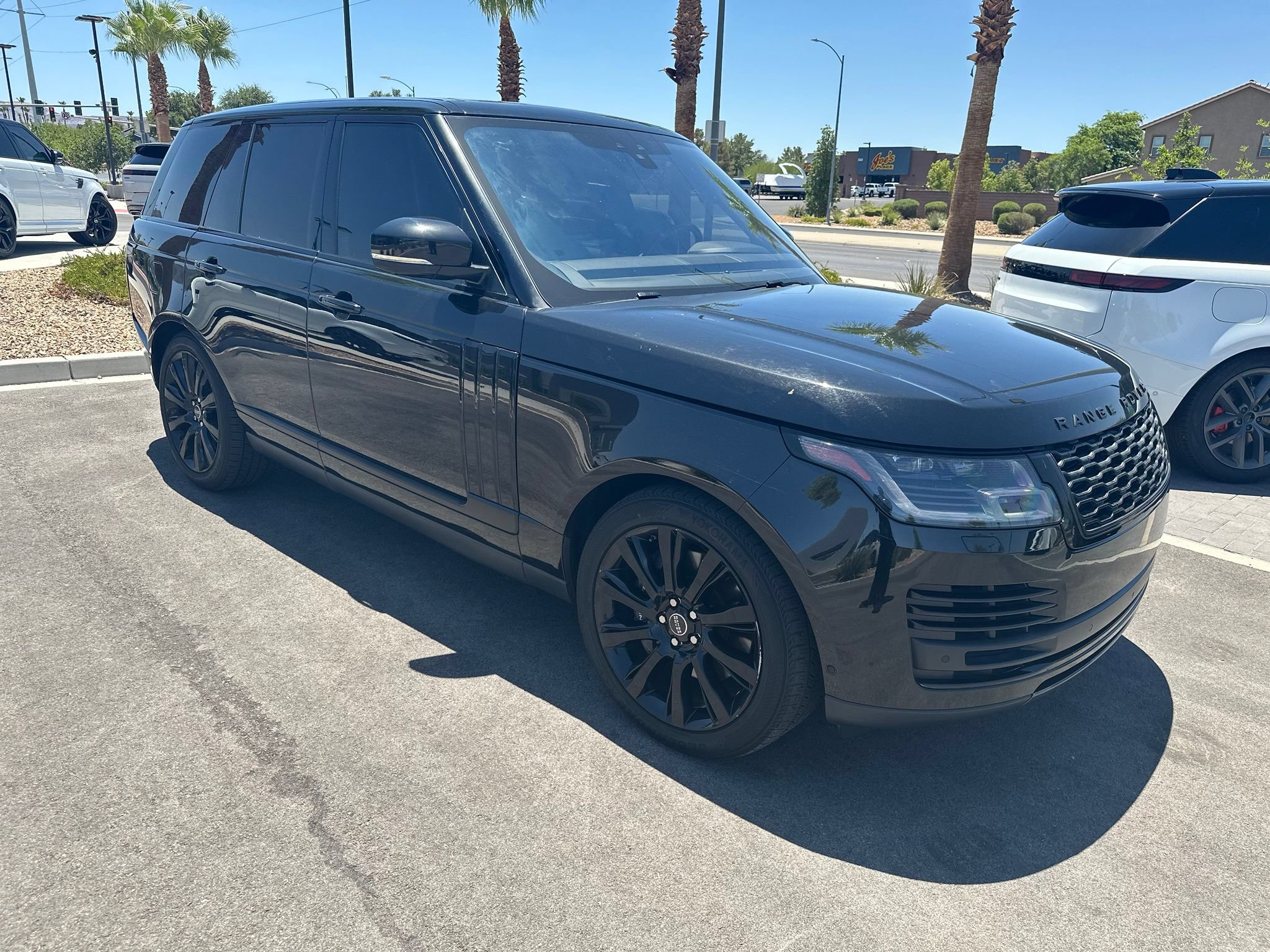 Used 2018 Land Rover Range Rover HSE AWD/4WD image 11
