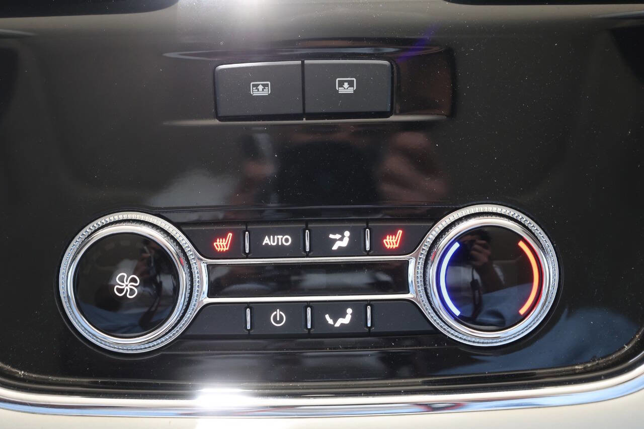 Used 2019 Lincoln Navigator L Black Label image 22