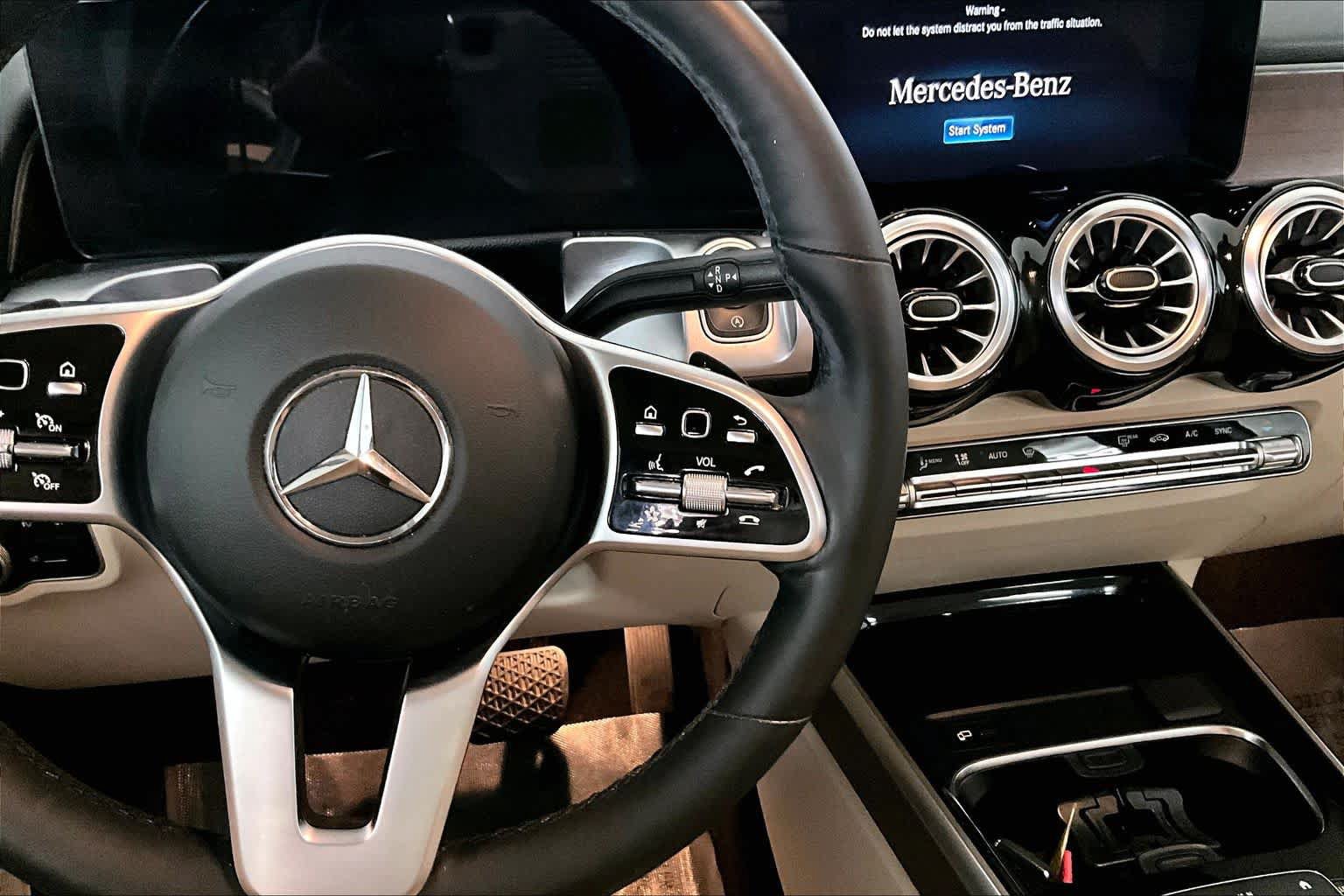 Certified 2023 Mercedes-Benz GLB 250 4MATIC image 25