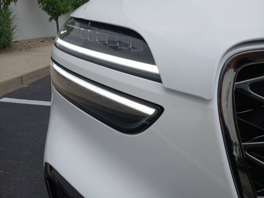 Used 2026 Genesis GV70 3.5T Sport Prestige image 14