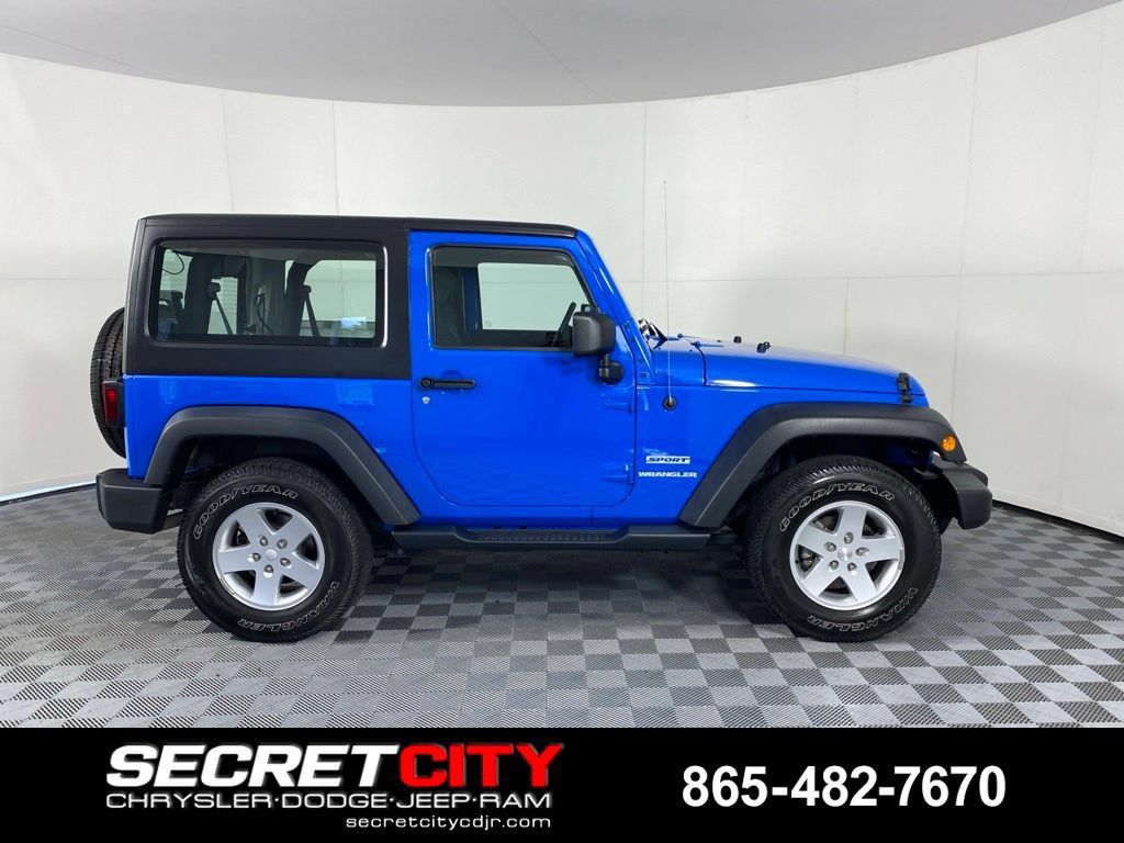 Used 2012 Jeep Wrangler Sport AWD/4WD image 8