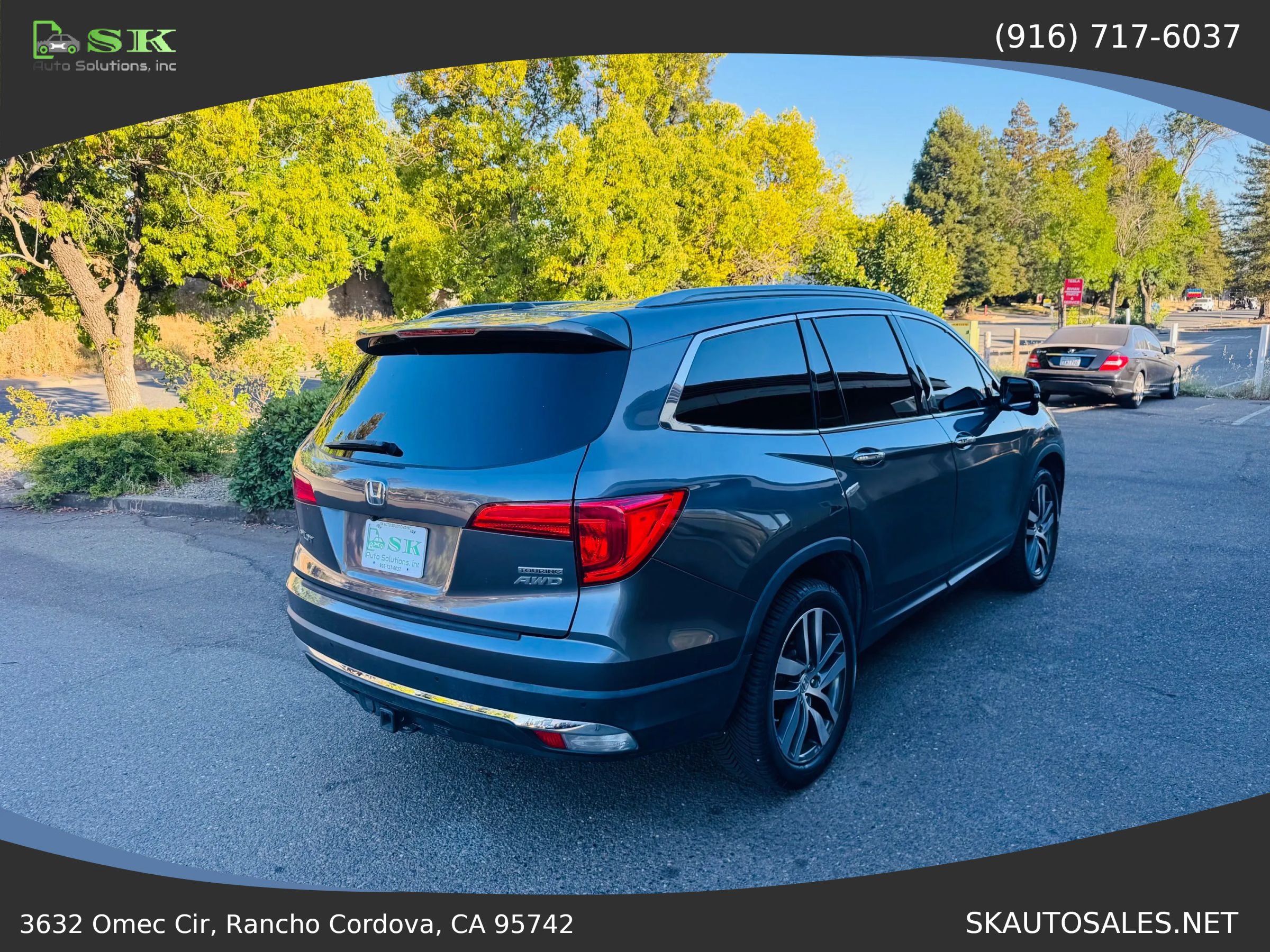 Used 2017 Honda Pilot Touring image 7