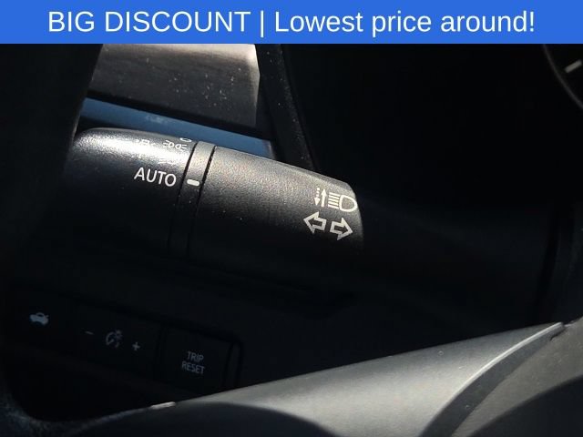 Used 2025 Nissan Altima 2.5 SV FWD image 35