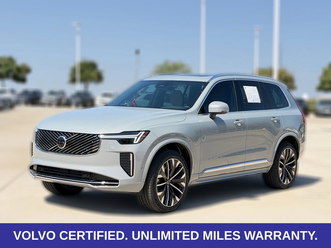 Certified 2026 Volvo XC90 B6 Plus w/ Protection Package Premier AWD/4WD image 4