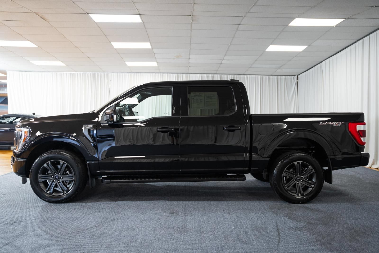 Certified 2023 Ford F150 Lariat w/ Equipment Group 502A High AWD/4WD image 4