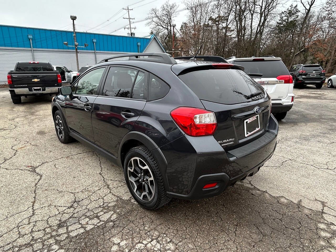 Used 2017 Subaru Crosstrek 2.0i Premium w/ Moonroof Package image 10