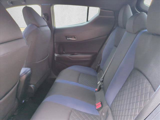Used 2021 Toyota C-HR XLE FWD image 17