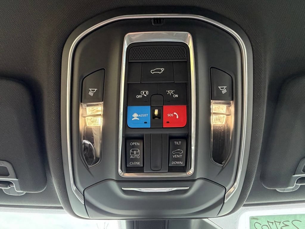 New 2026 Jeep Grand Cherokee Altitude AWD/4WD image 23