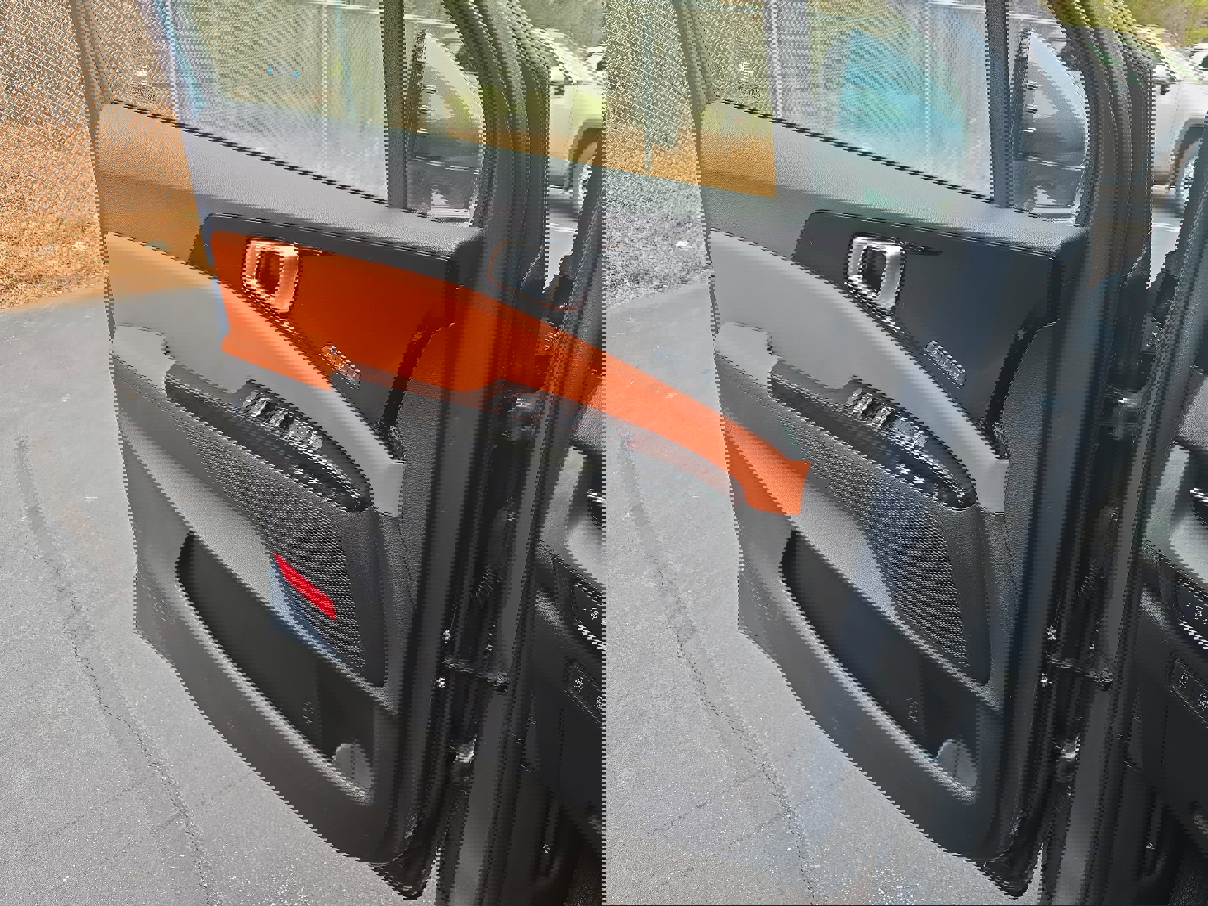 Used 2022 Kia Carnival SX image 28