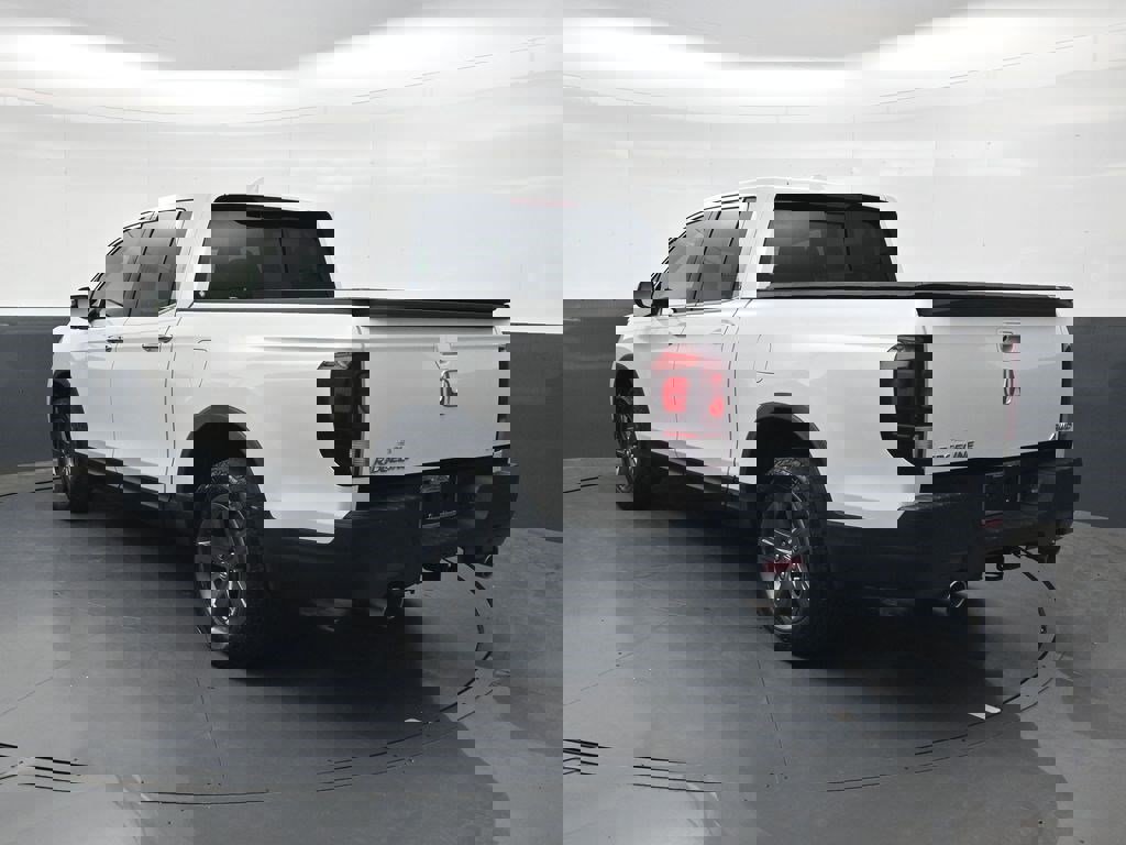 Used 2023 Honda Ridgeline RTL-E image 6