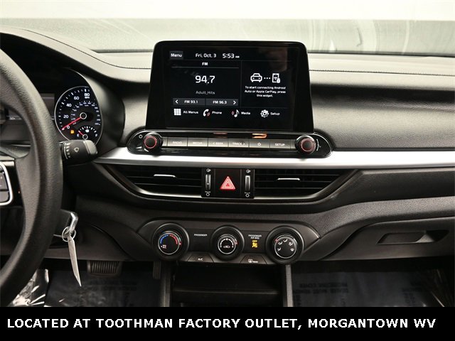 Used 2023 Kia Forte LXS w/ LXS Technology Package image 16