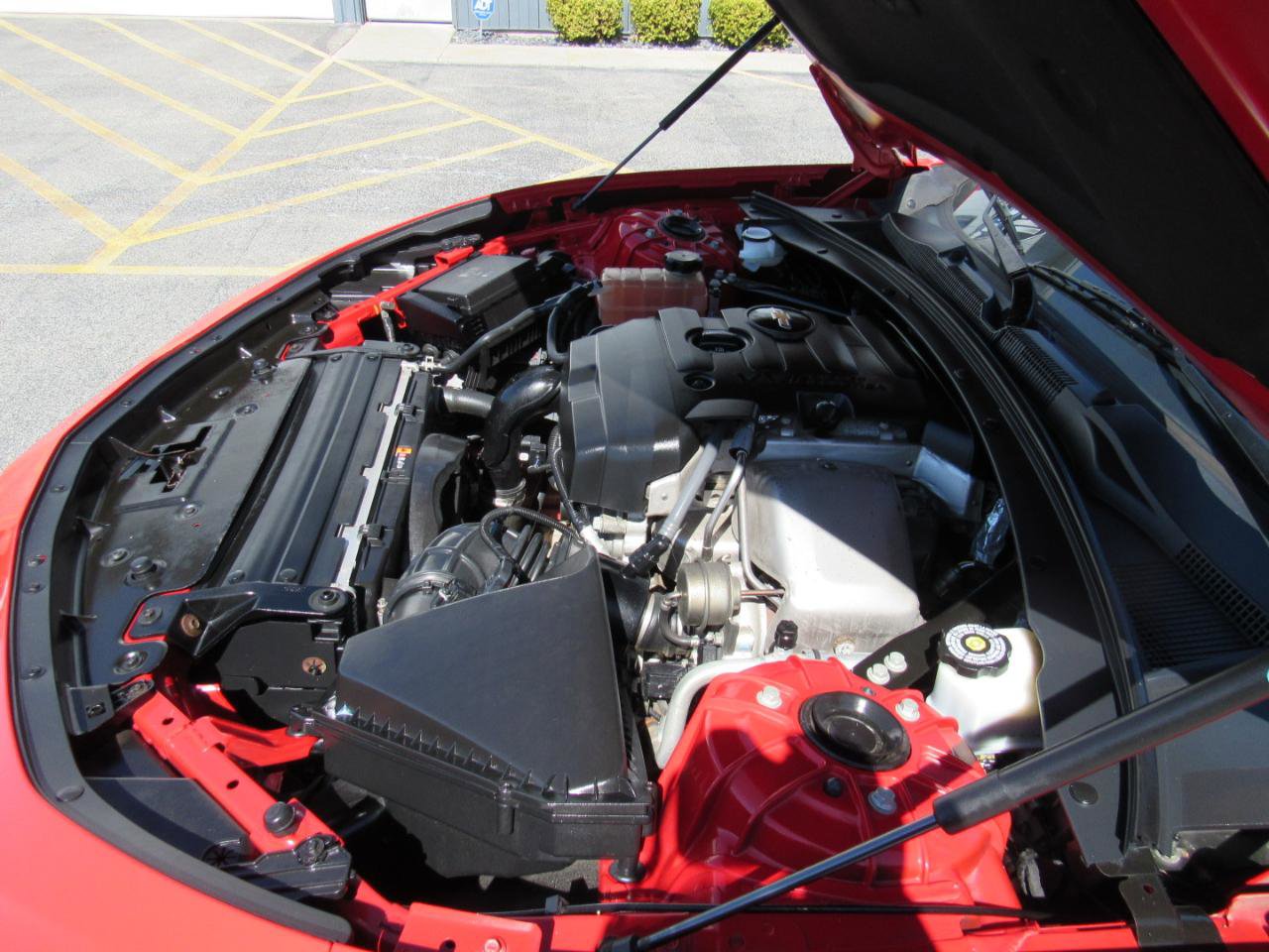 Used 2020 Chevrolet Camaro LT RWD image 25