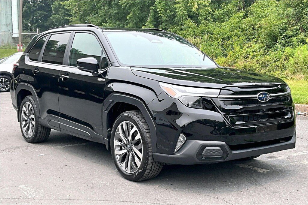 New 2026 Subaru Forester Touring AWD/4WD image 10