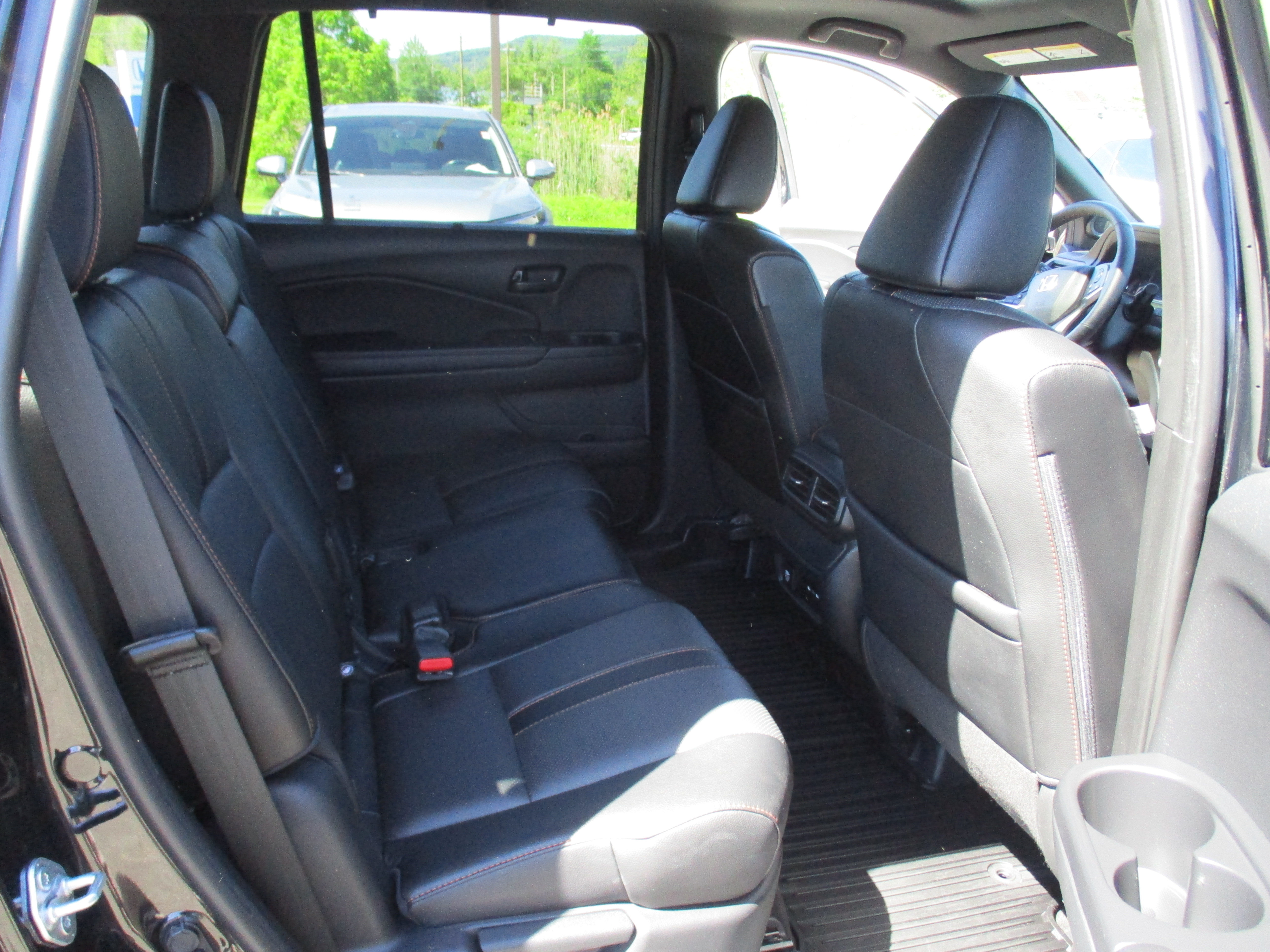 Certified 2025 Honda Passport TrailSport image 15