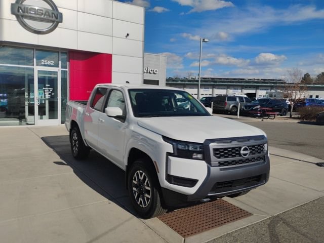 New 2026 Nissan Frontier SV w/ All-Weather Content Package AWD/4WD image 3