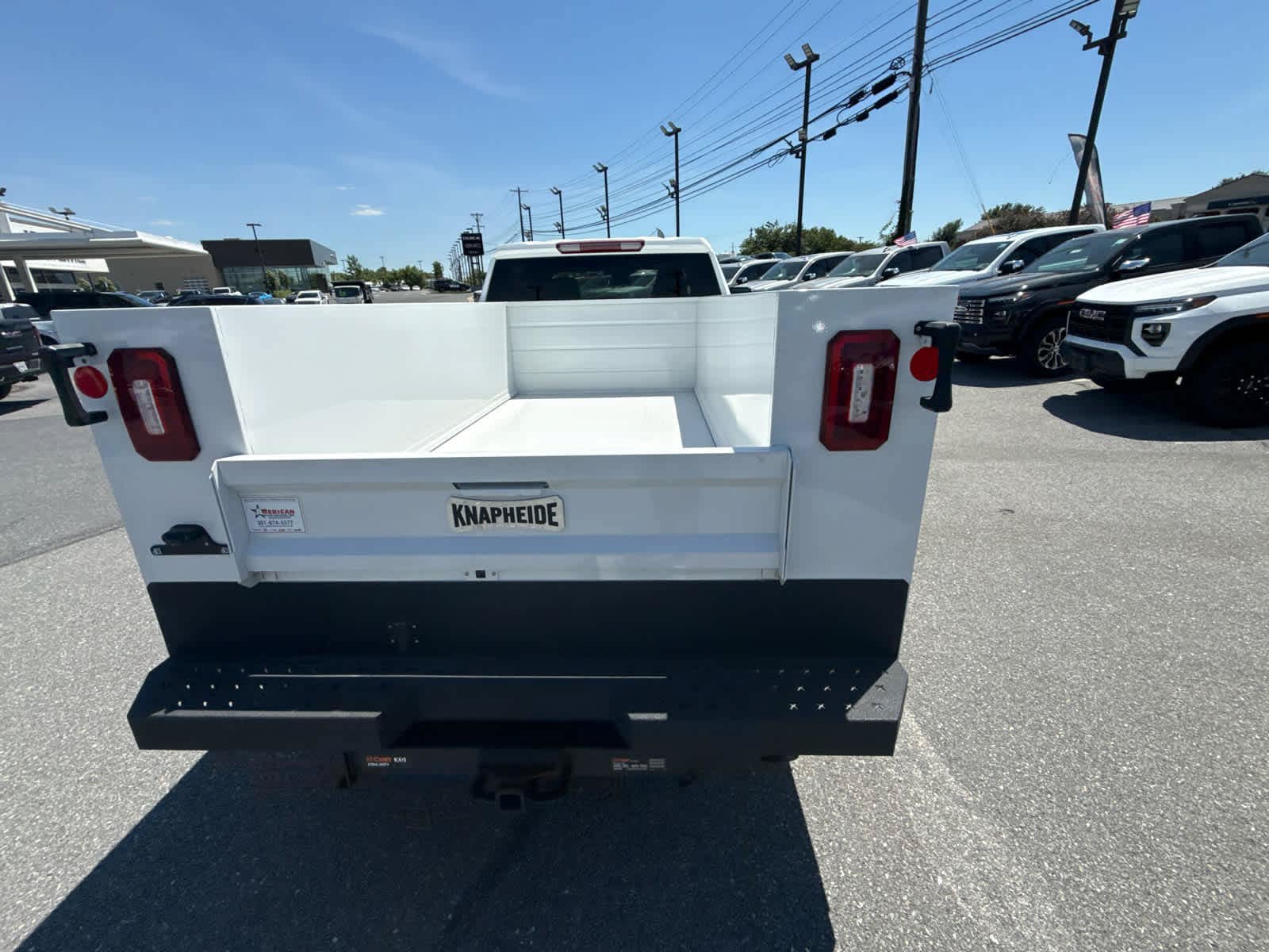 New 2026 GMC Sierra 3500 SLE w/ SLE Convenience Package AWD/4WD image 17
