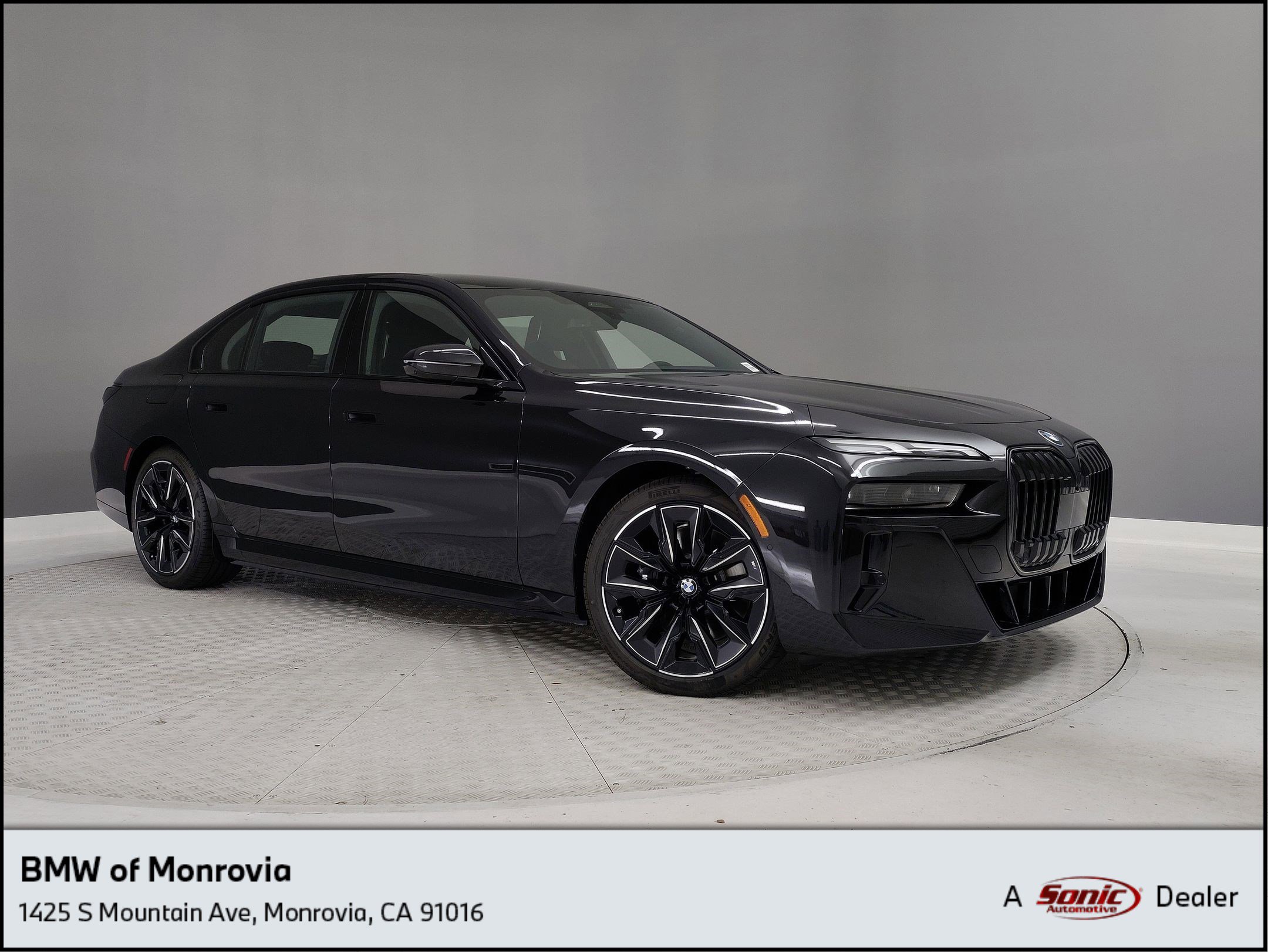 New 2026 BMW 750e xDrive w/ Premium Package