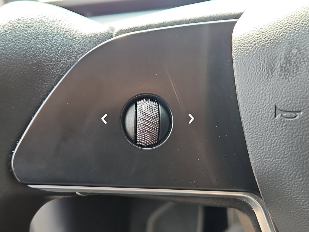 Used 2022 Tesla Model 3 Long Range AWD/4WD image 24