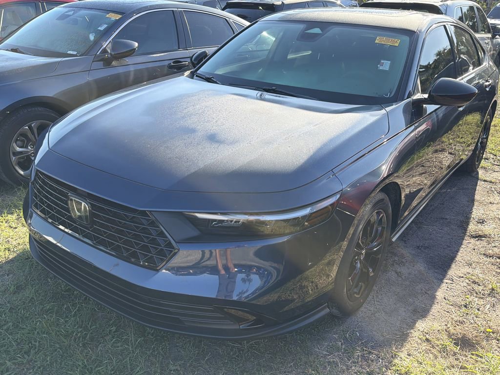 Used 2025 Honda Accord SE image 3
