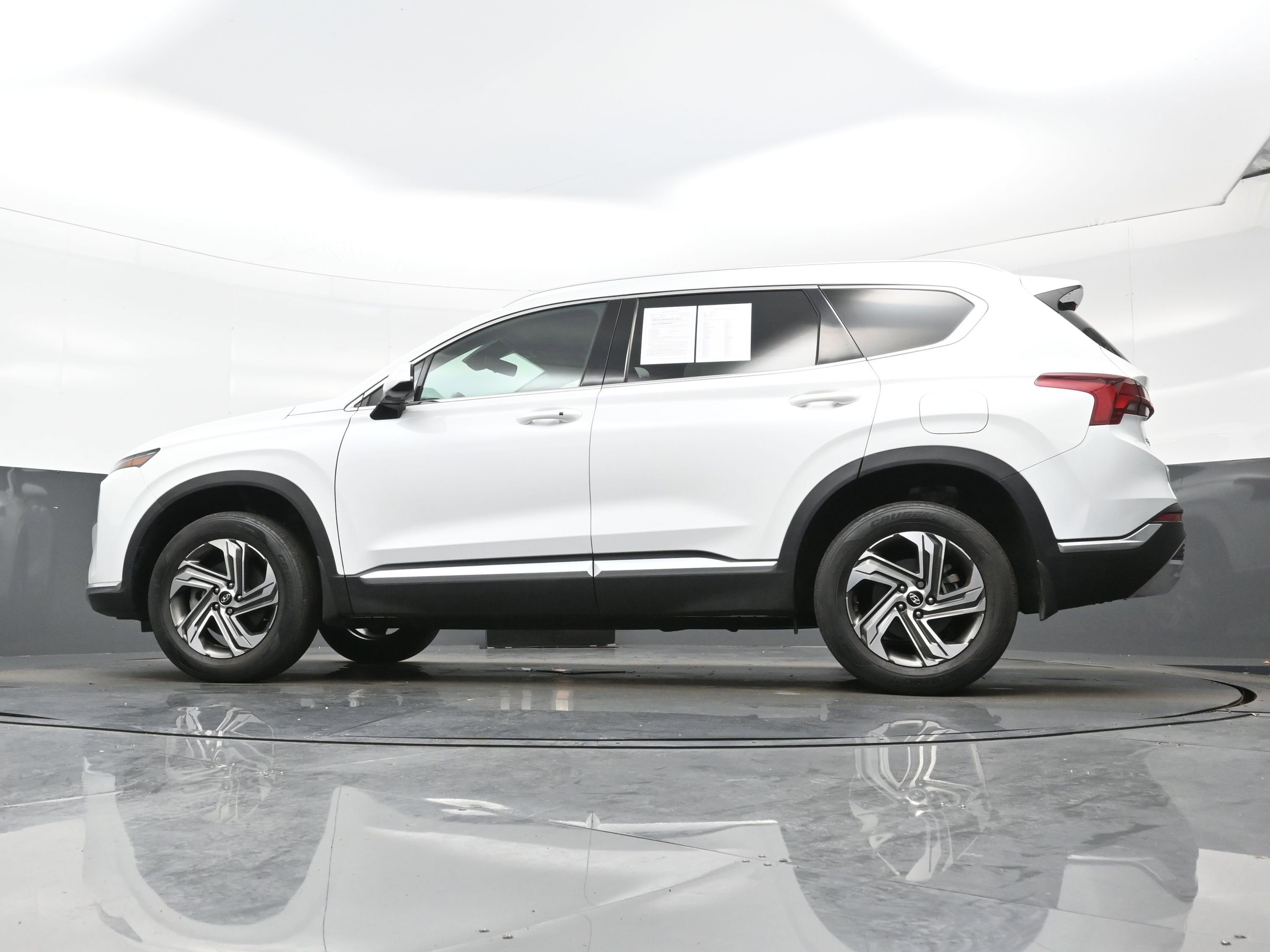 Used 2022 Hyundai Santa Fe SEL AWD/4WD image 25