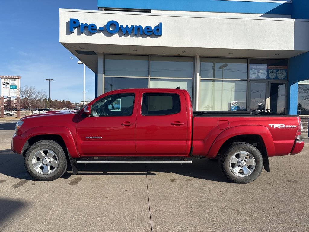Used 2015 Toyota Tacoma 4x4 Double Cab image 9