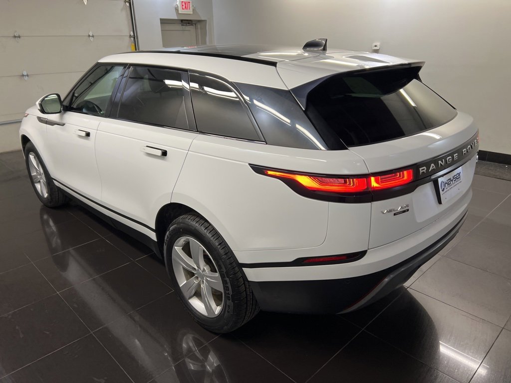 Used 2020 Land Rover Range Rover Velar S image 4