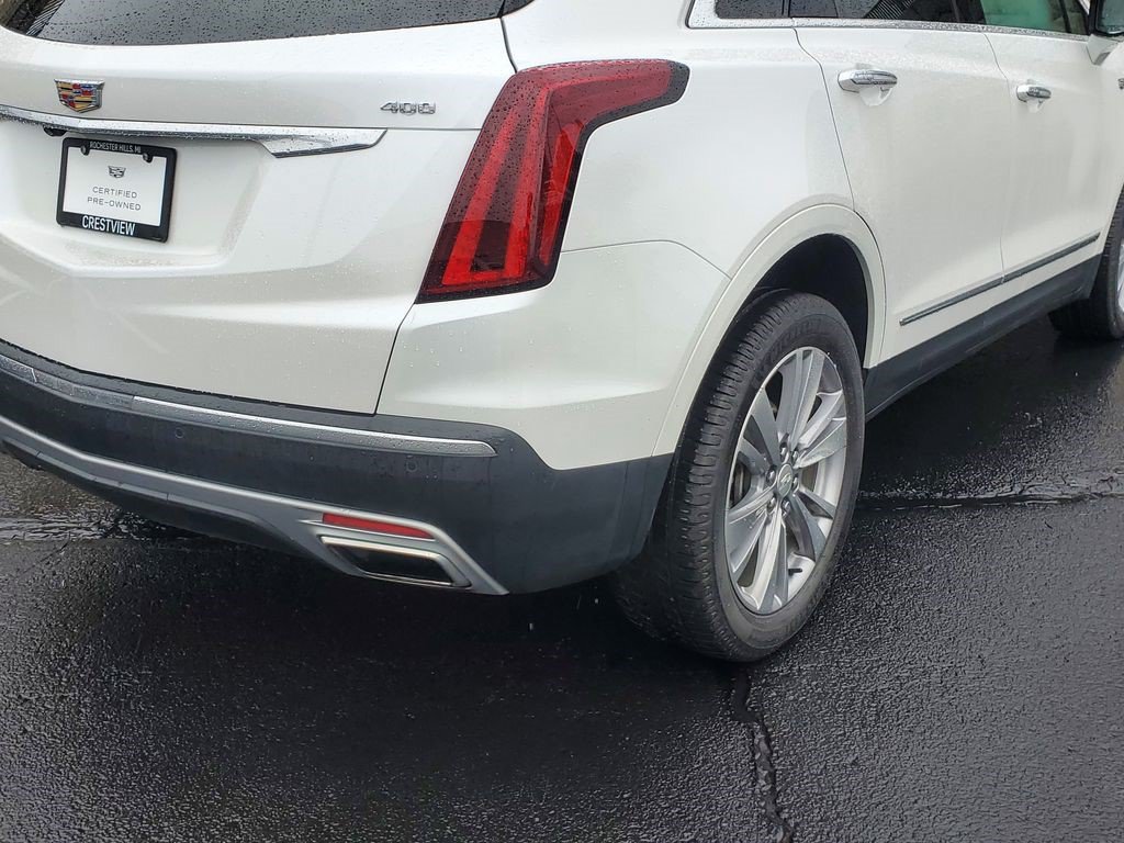 Certified 2024 Cadillac XT5 Premium Luxury w/ LPO, Floor Liner Package AWD/4WD image 11
