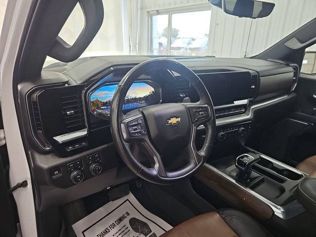 Used 2024 Chevrolet Silverado 1500 High Country w/ Technology Package AWD/4WD image 37