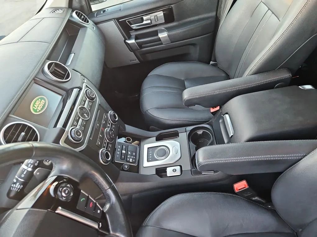 Used 2016 Land Rover LR4 HSE Silver Edition image 19