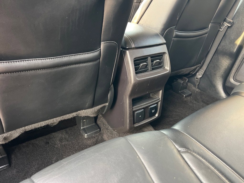 Used 2018 Ford Edge Titanium w/ Technology Package image 24