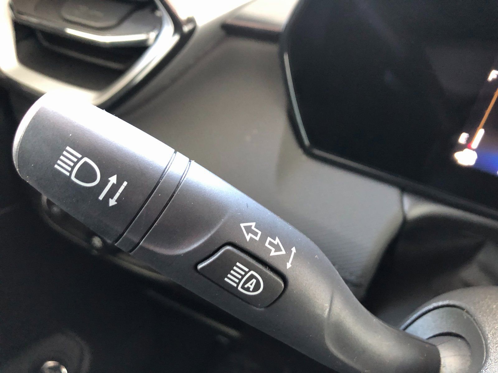 Certified 2026 Chevrolet TrailBlazer LT w/ Convenience Package image 33