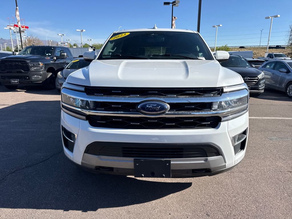 Used 2023 Ford Expedition Limited AWD/4WD image 5