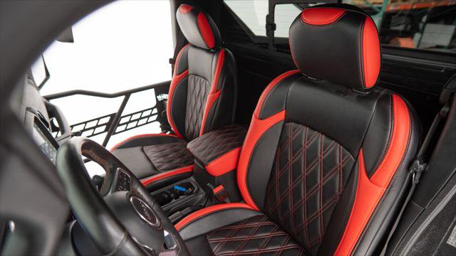 Used 2025 Jeep Wrangler Unlimited Sport image 37