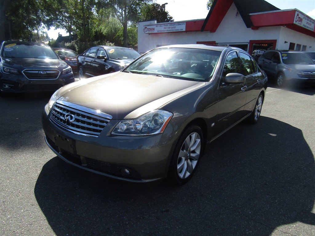 Used 2007 INFINITI M35 w/ Technology Pkg RWD image 12