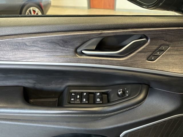 Used 2022 Jeep Grand Cherokee L Limited w/ Luxury Tech Group II image 24