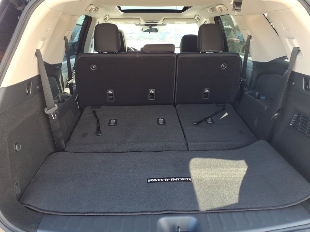 New 2026 Nissan Pathfinder SV w/ SV Premium Package AWD/4WD image 18