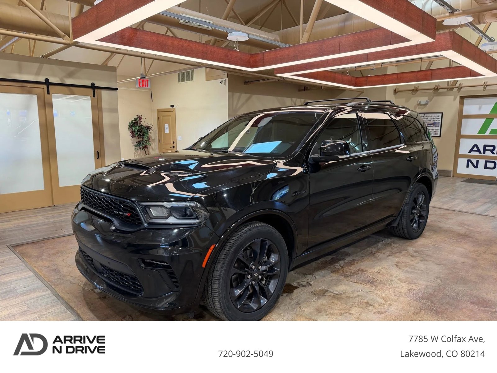 Used 2023 Dodge Durango R/T w/ Blacktop Package image 1